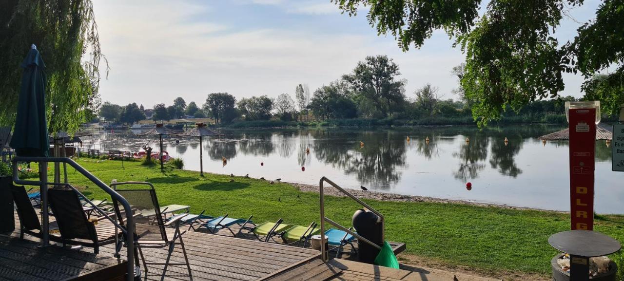 Die Ferienwohnung "Am Kietz" ชเวดท์ ภายนอก รูปภาพ